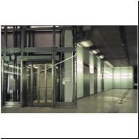 2004-09-11 U Hauptbahnhof 03.jpg